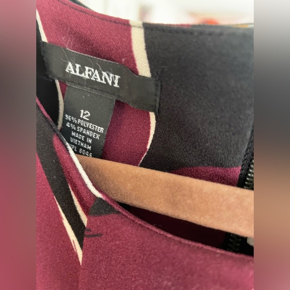 Alfas Burgundy & Black Swing Dress 12 - Picture 6 of 8